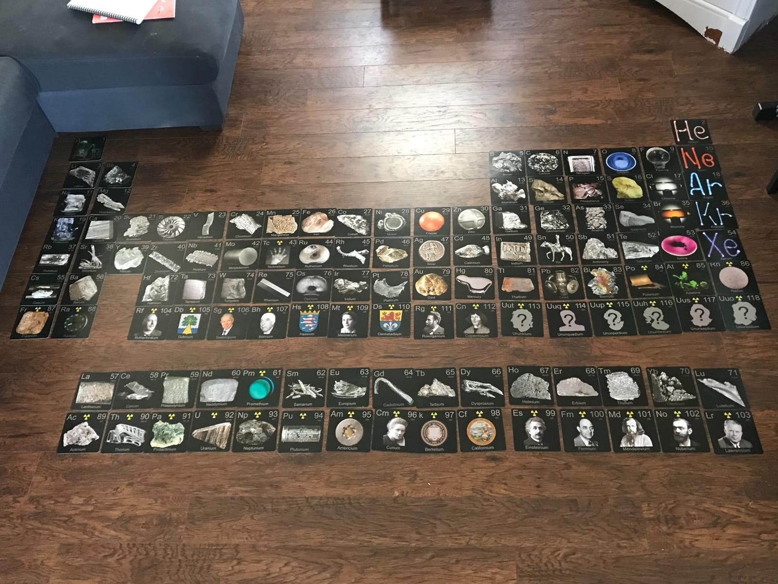 The Photographic Card Deck of the Elements: With Big Beautiful Photographs of All 118 Elements in the Periodic Table customer photo 1
