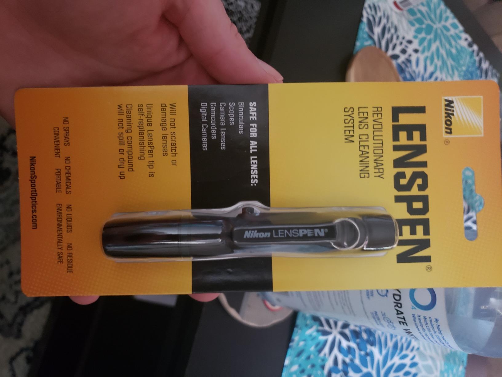Nikon 7072 Lens Pen Cleaning System, Black customer photo 2