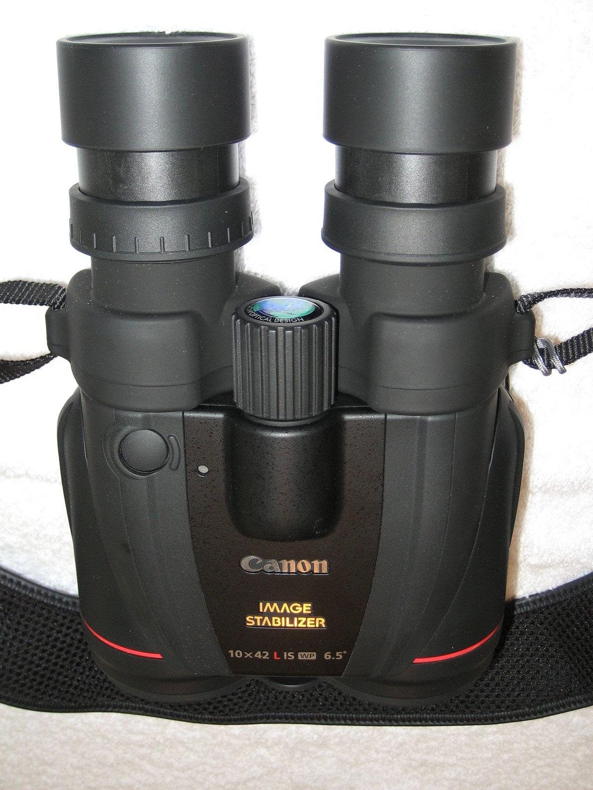Canon 10x42 L is WP Image Stabilized Binoculars customer photo 1