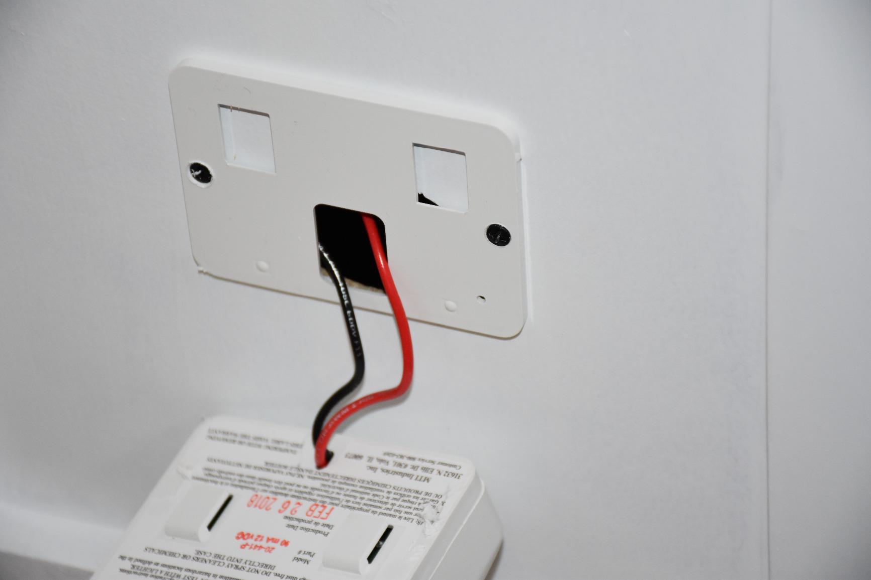 Safe T Alert 20 Series Mini LP Gas Alarm - Propane Alarm - Surface Mount, White - 20-441-P-WT customer photo 2
