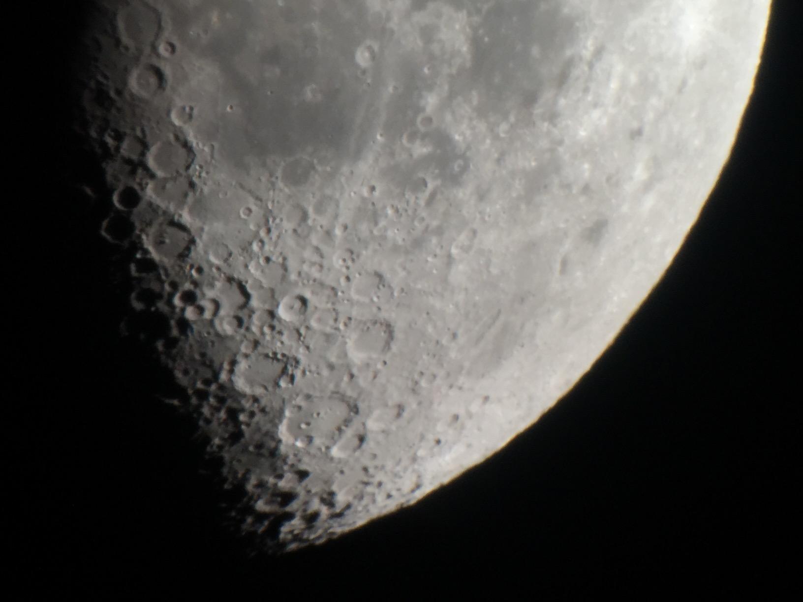 Celestron NexStar 4SE Maksutov-Cassegrain GoTo Telescope | Fully Automated GoTo Mount with SkyAlign, Compact Maksutov Optics, Great for Moon & Planet Viewing, Ultra-Portable Design customer photo 2