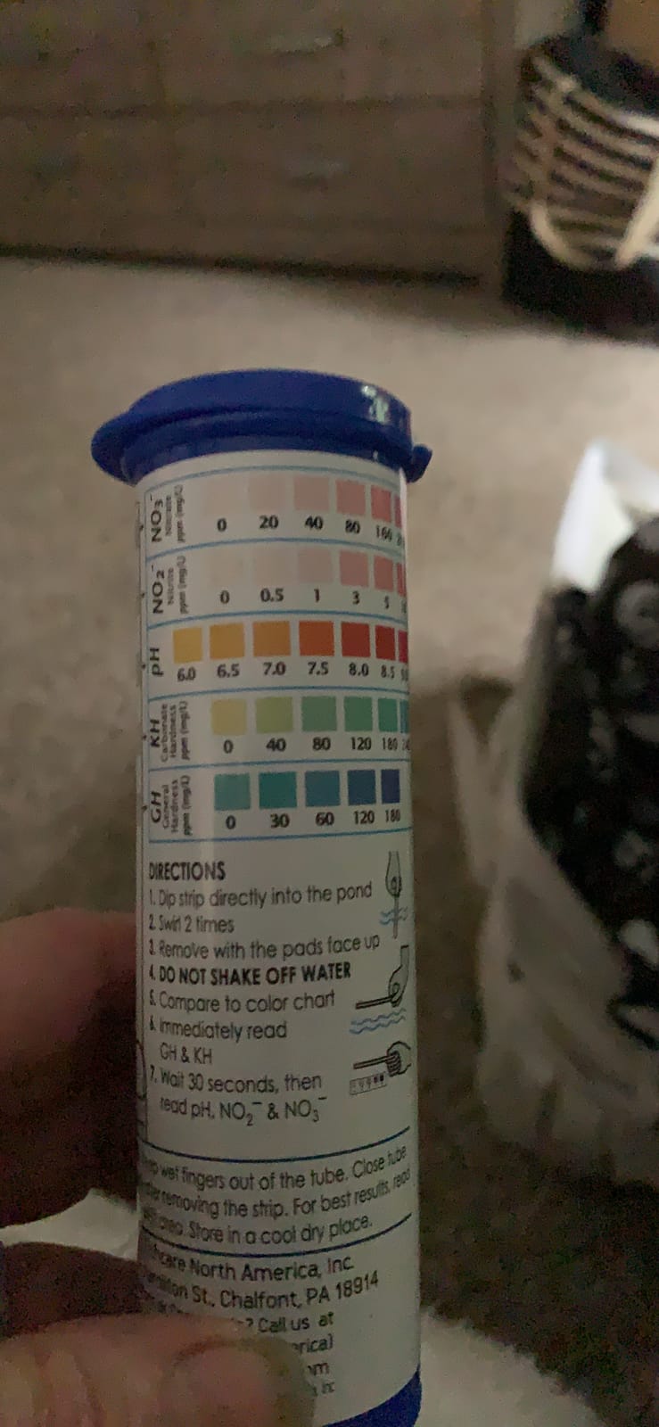 API POND 5 IN 1 POND TEST STRIPS Pond Water Test Strips 25-Count customer photo 2