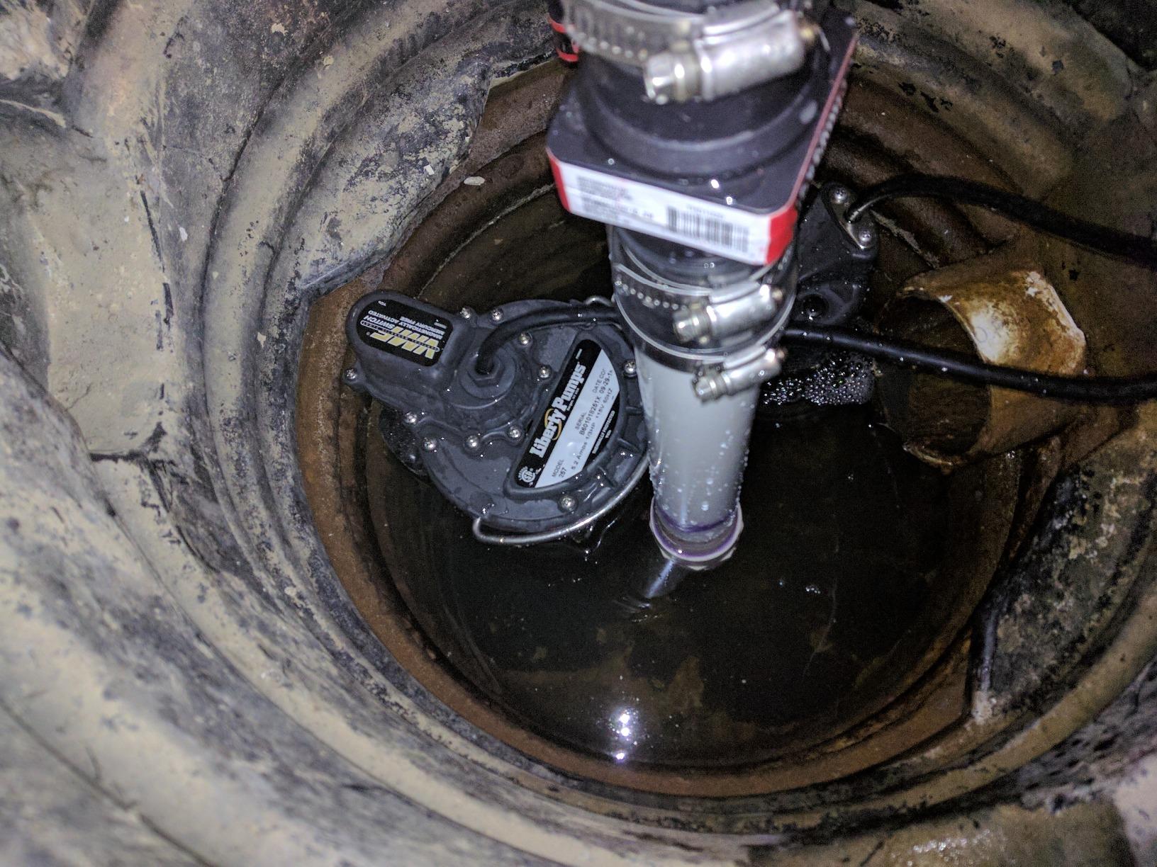 Liberty Pumps 257 1/2 HP Cast Iron Submersible Sump Pump, 1-1/2