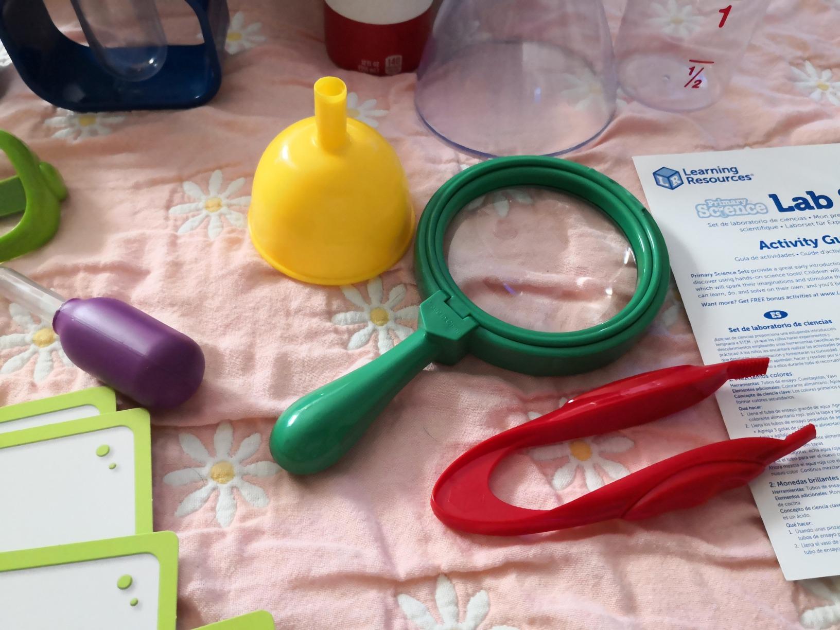 Learning Resources Primary Science Lab Set | Experiments for Kids, Chemistry Toy, Pretend Play, STEM Projects, Classroom Must Haves, Teacher Supplies customer photo 2