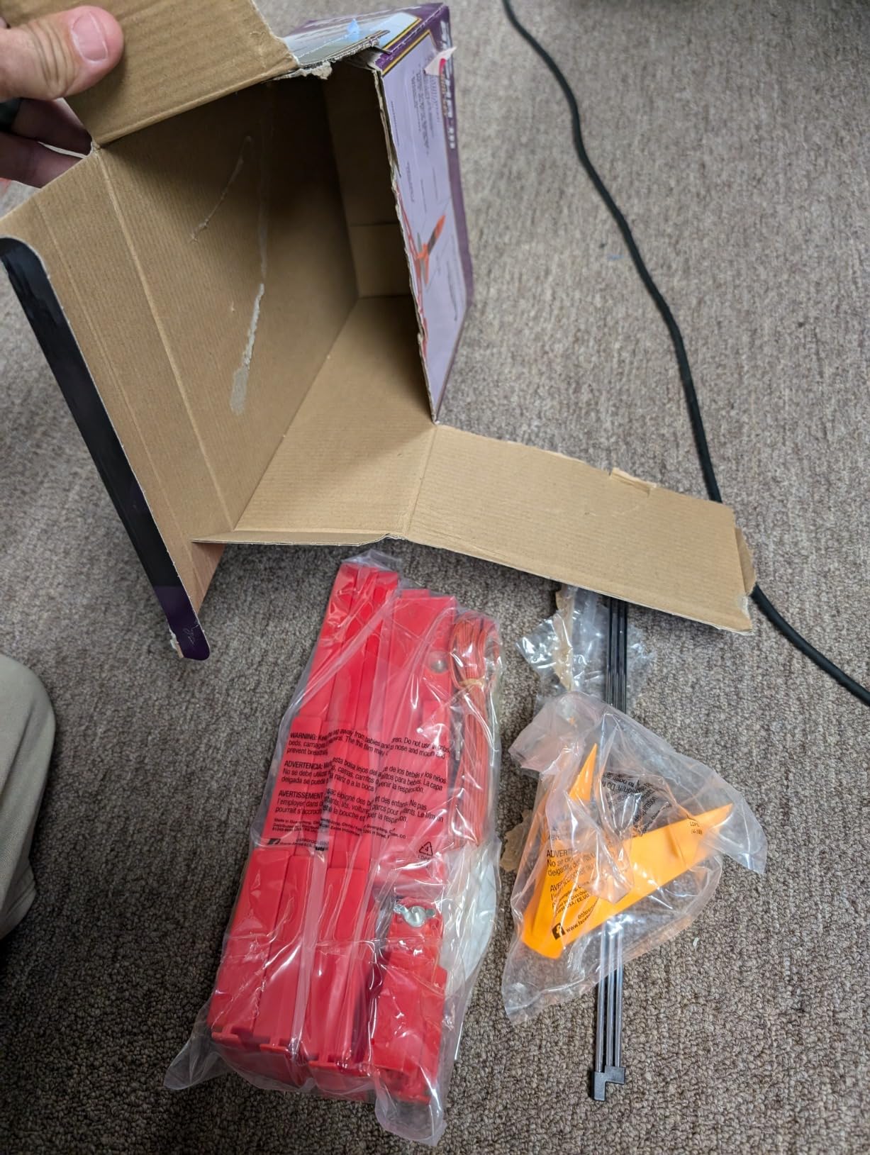 Estes 1427 Alpha III Rocket-Building Kit, Beginner Flying-Rocket Model Kit for Ages 10+, Includes Launch Pad and Controller customer photo 1