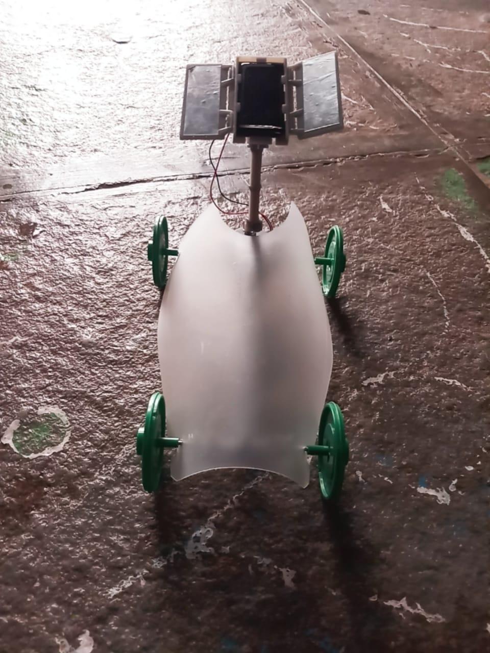 4M Green Science Solar Rover, DIY STEAM Powered Kids Science Kit, Boys & Girls Ages 5+ customer photo 1
