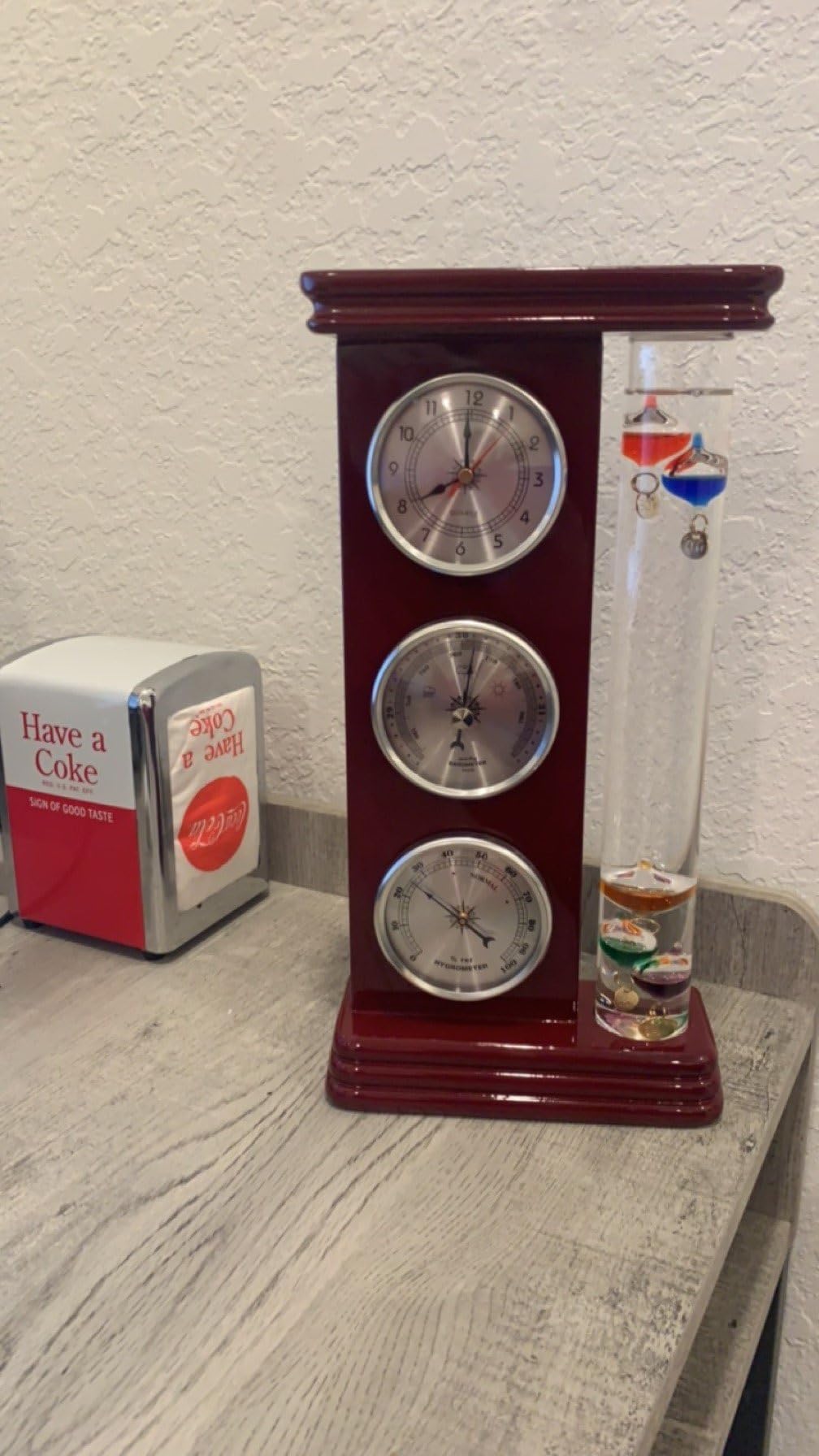 Lily's Home Analog Weather Station with Galileo Thermometer, Precision Quartz Clock (Gold), Barometer & Hygrometer, Gift for Family or Friends, Indoor and Outdoor Home Decor (6