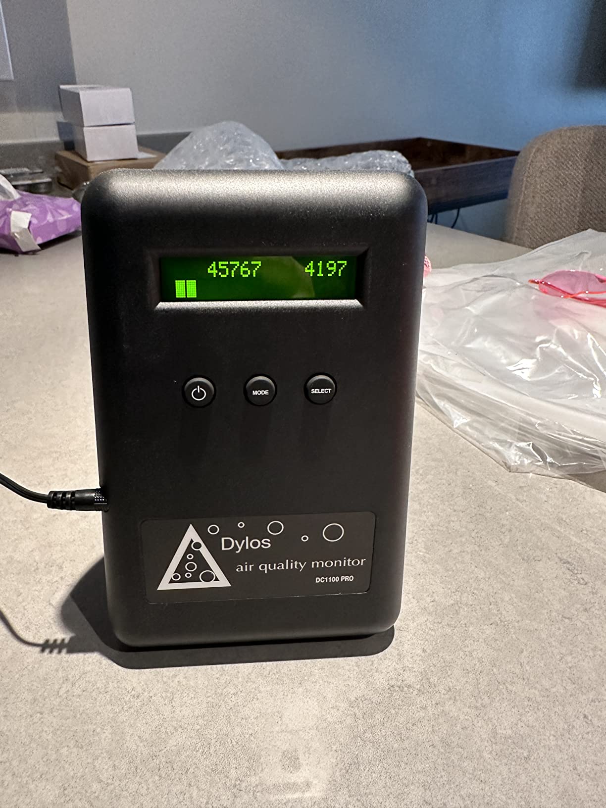 DC1100 Pro Air Quality Monitor customer photo 1