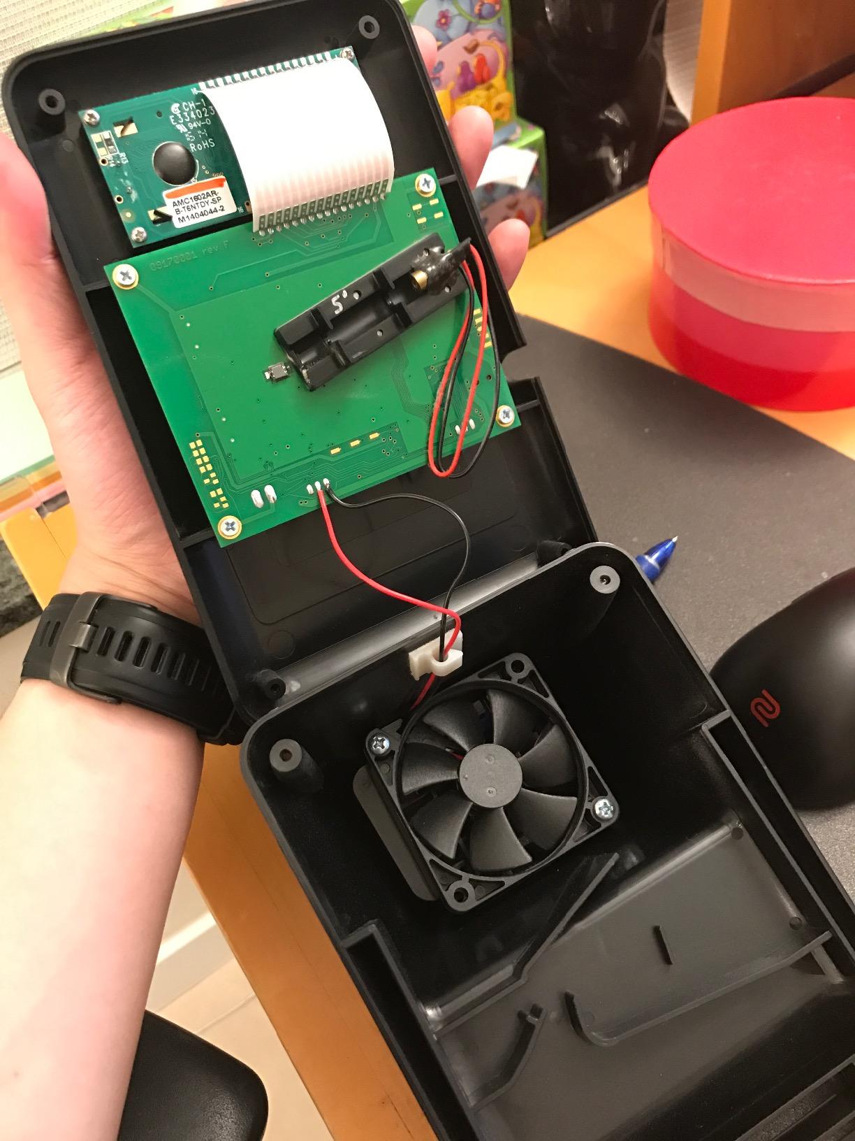 DC1100 Pro Air Quality Monitor customer photo 2