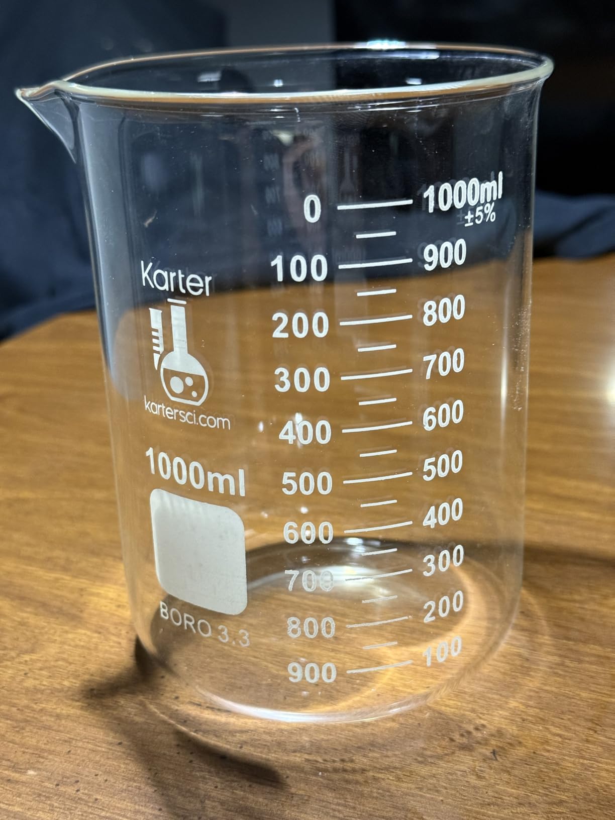 Karter Scientific, 3.3 Boro, Griffin Low Form, Glass Beaker Set - 6 Sizes - 10ml, 50ml, 100ml, 250ml, 500ml, 1000ml customer photo 1