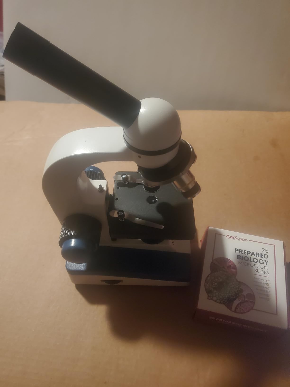 AmScope M150 Series Portable Student Monocular Compound Microscope - 40X-1000X Magnification - Features LED Light & 25 Prepared Slides - Has Coarse & Fine Focus customer photo 2