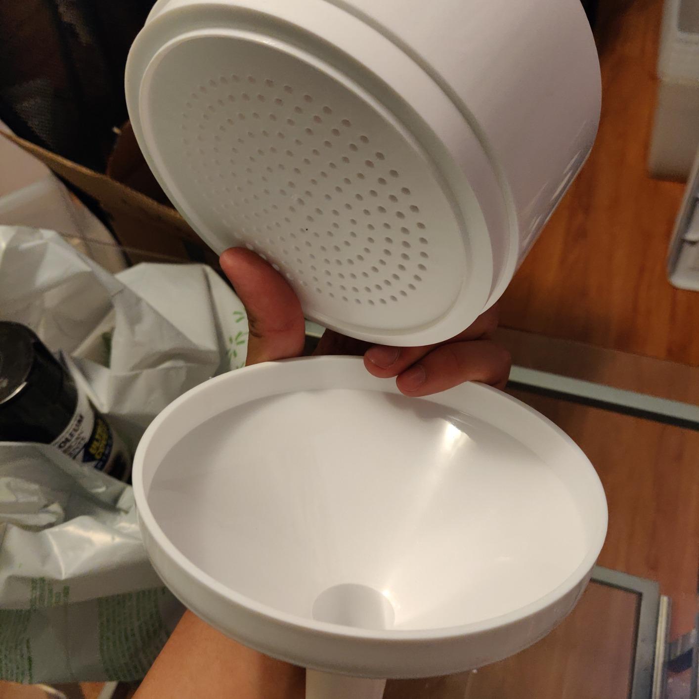 EISCO Buchner Funnel, 13cm I.D. - Polypropylene, 2 Parts - Designed for 11-12.5cm Filter Paper customer photo 2