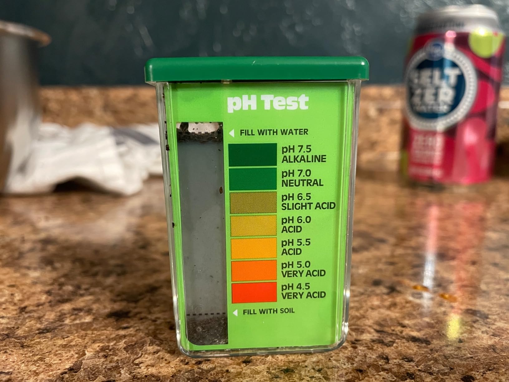 Luster Leaf Rapitest Soil Test Kit customer photo 1