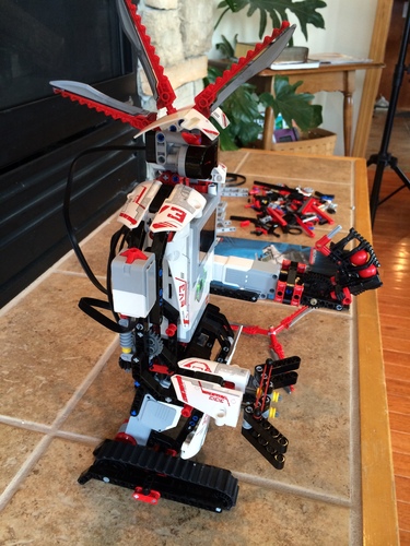 LEGO MINDSTORMS EV3 31313 Robot Kit customer photo 1