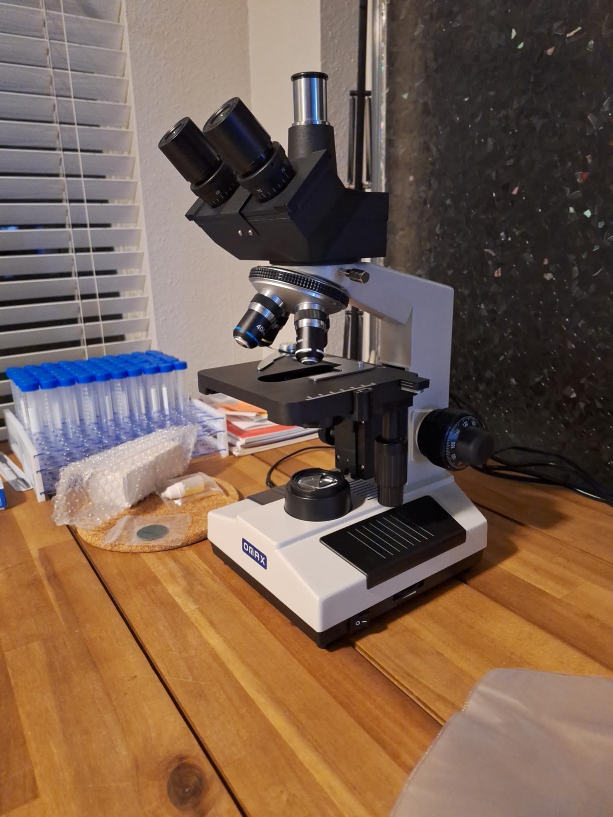 OMAX M837SL 2000X Trinocular Biological Compound Microscope customer photo 2