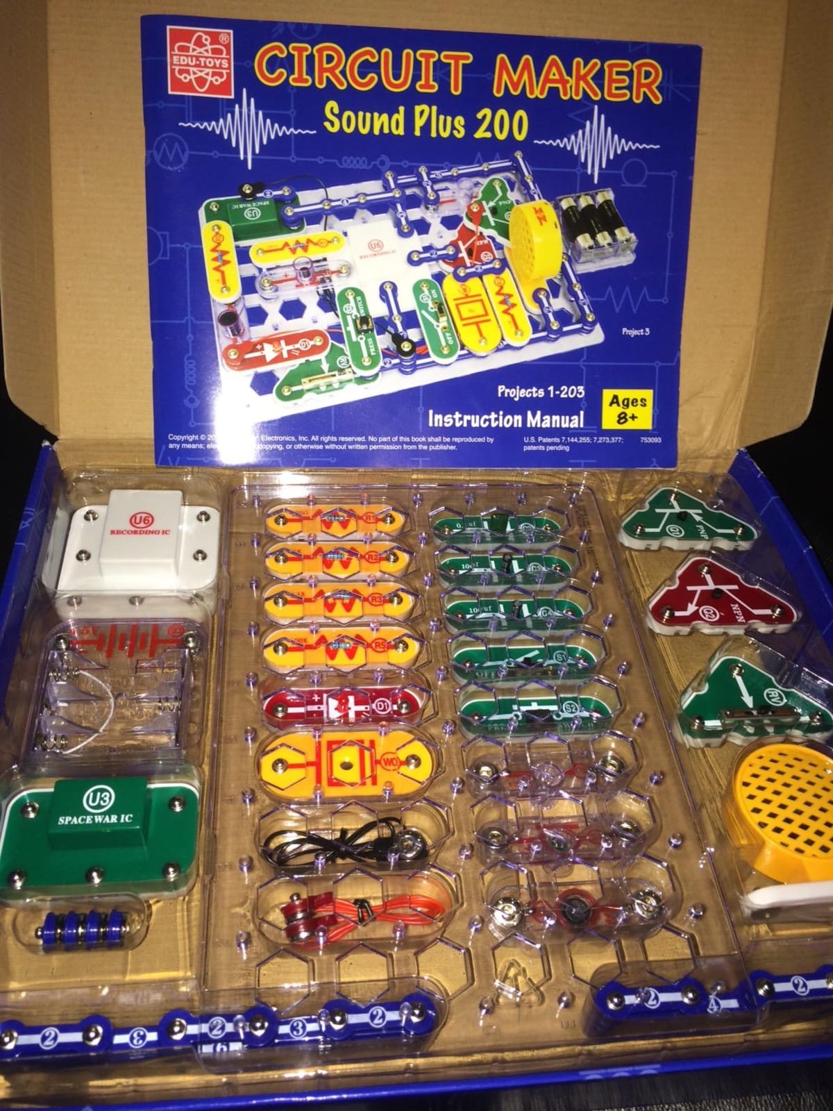 Snap Circuits 203 Electronics Exploration Kit | Over 200 STEM Projects | Full Color Project Manual | 42 Snap Modules | Unlimited Fun customer photo 2