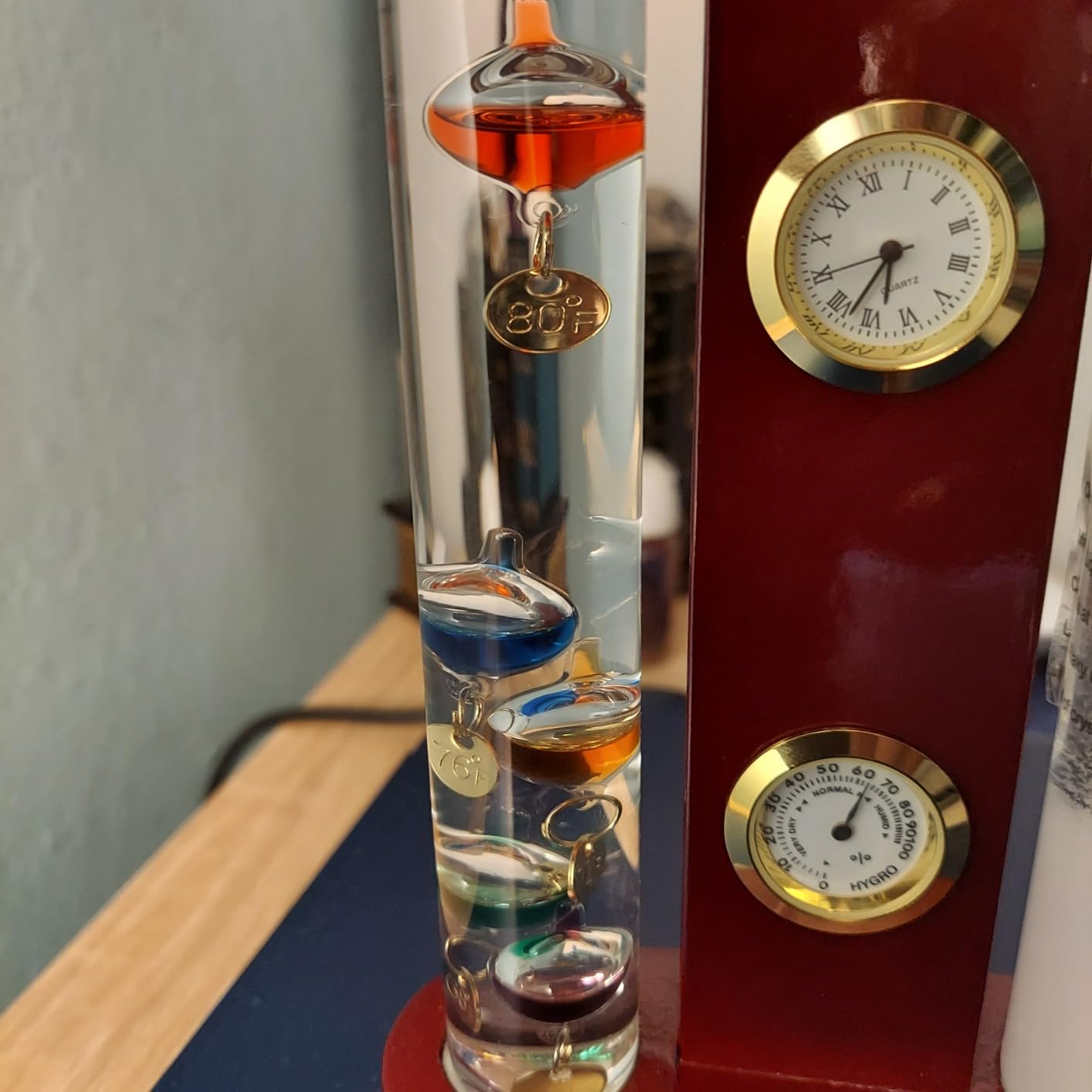 Lily's Home Analog Weather Station with Galileo Thermometer - Storm Glass, Clock and Hygrometer - 4-in-1 Indoor Desk Display - 7 x 4.4 Inches customer photo 2
