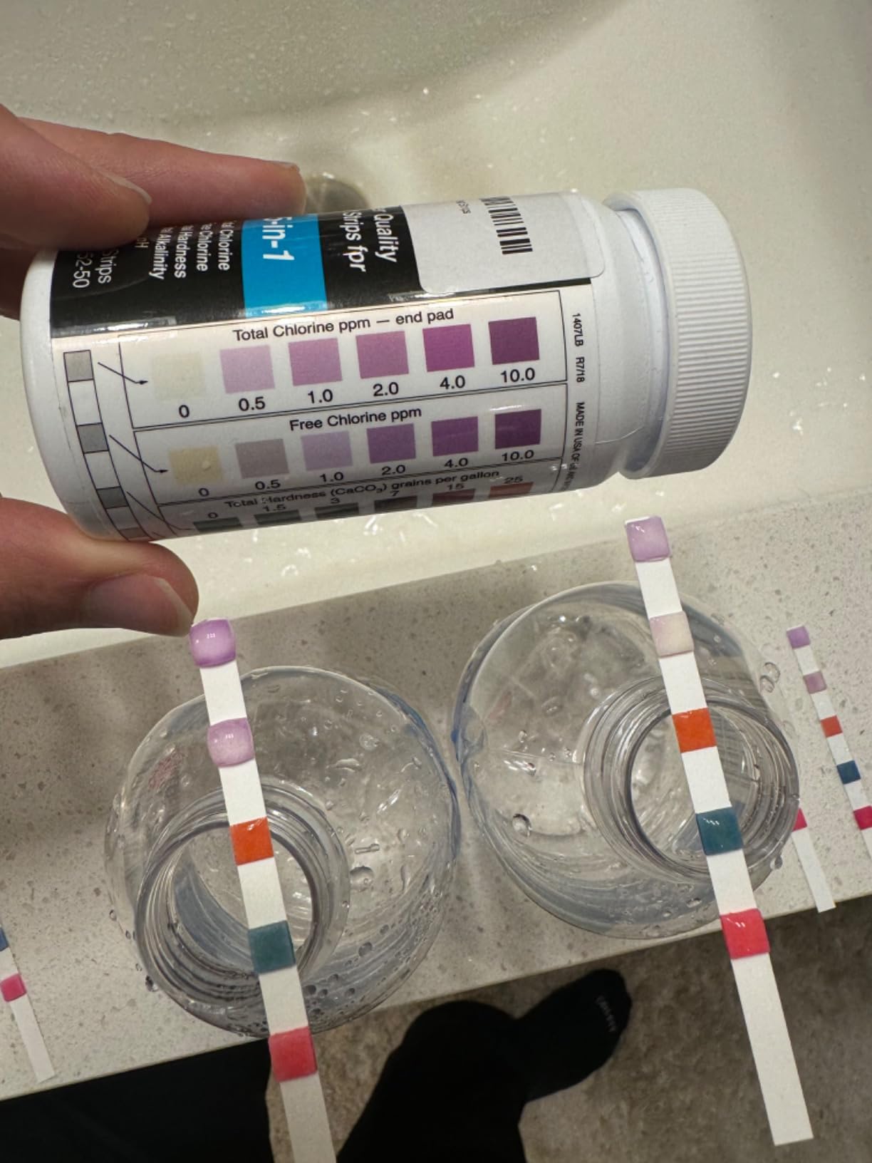Hach 5 in 1 Water Quality Test Strips, Multi-Parameter, 2755250 | Water Testing, Comprehensive Water Quality Analysis, Easy-to-Use Water Test Strips customer photo 1