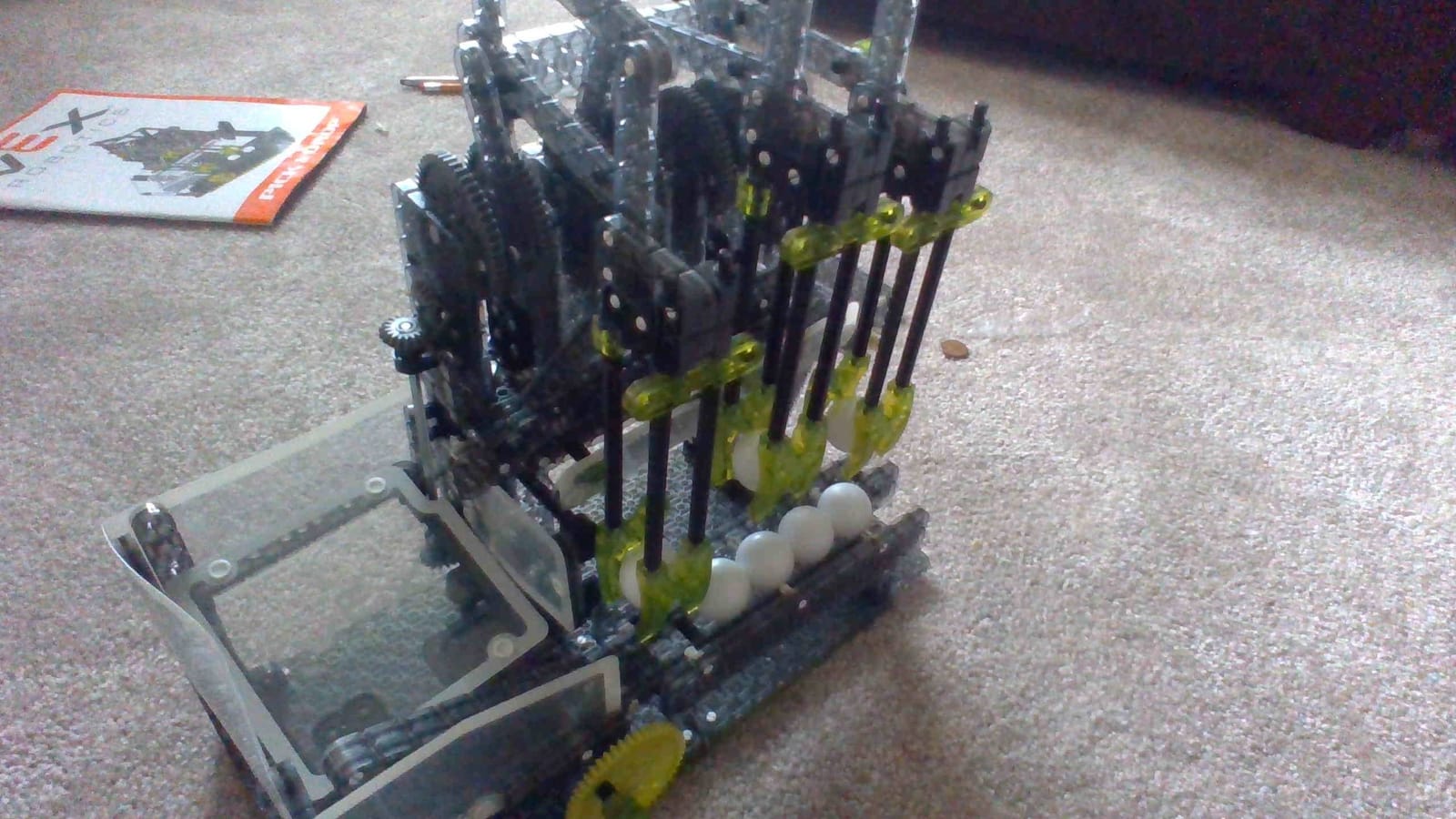 VEX Robotics Pick & Drop Ball Machine by HEXBUG customer photo 2