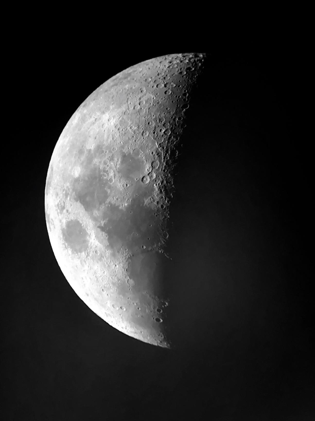 Sky-Watcher Classic 200 Dobsonian 8-inch Telescope - Solid-Tube - Simple, Traditional Design - Easy to Use, Perfect for Beginners, White (S11610) customer photo 1