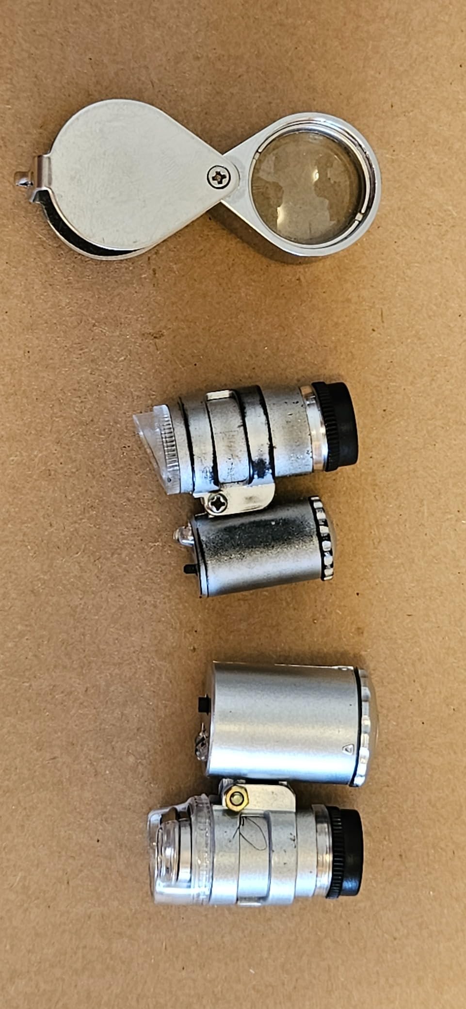 Carson MicroFlip 100x-250x LED UV Pocket Microscope with Smartphone Clip (MP-250) customer photo 2