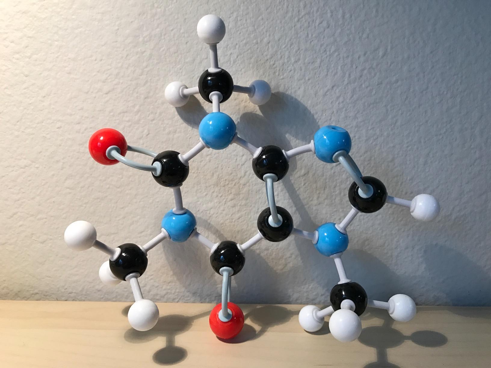 Organic Chemistry Molecular Model Student Kit - (88 Atoms and 140 Bond Parts) - MM-004 customer photo 2