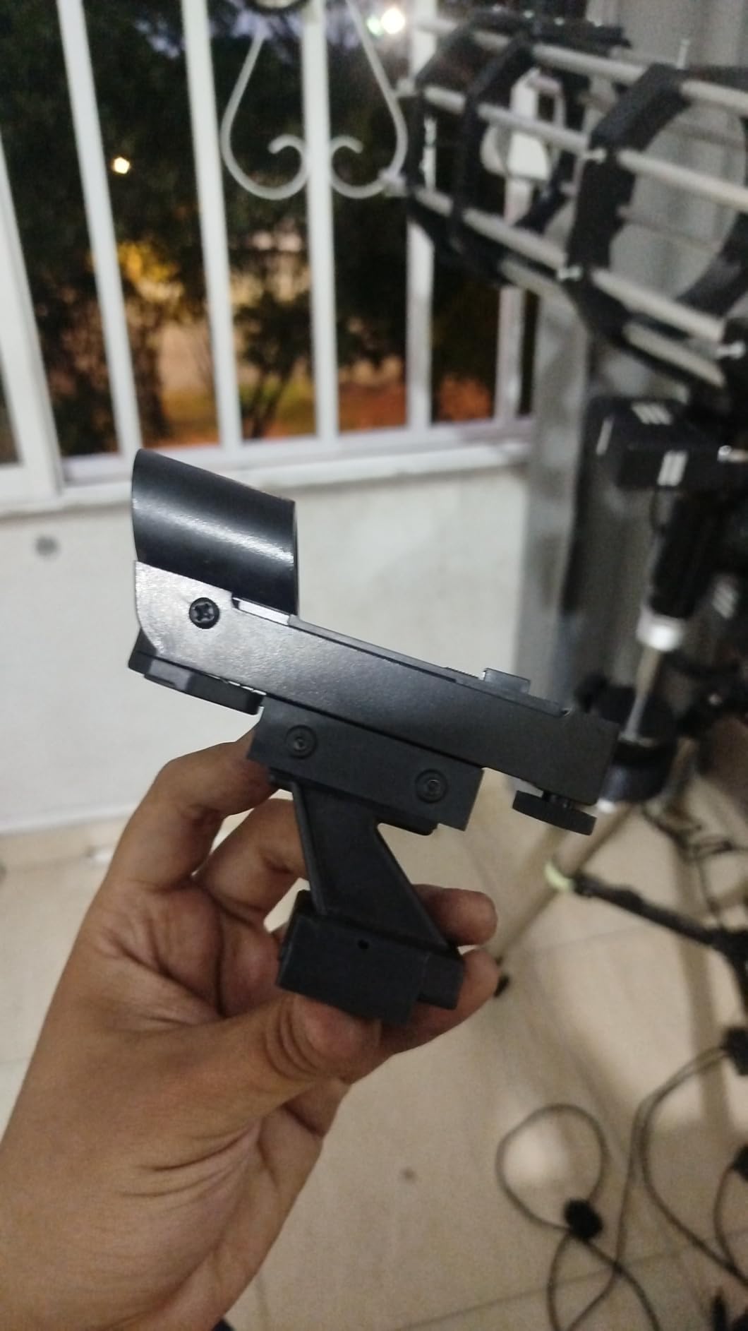 Astromania Red Dot Finder, StarPointer Telescope Finder Scope with Bracket customer photo 1