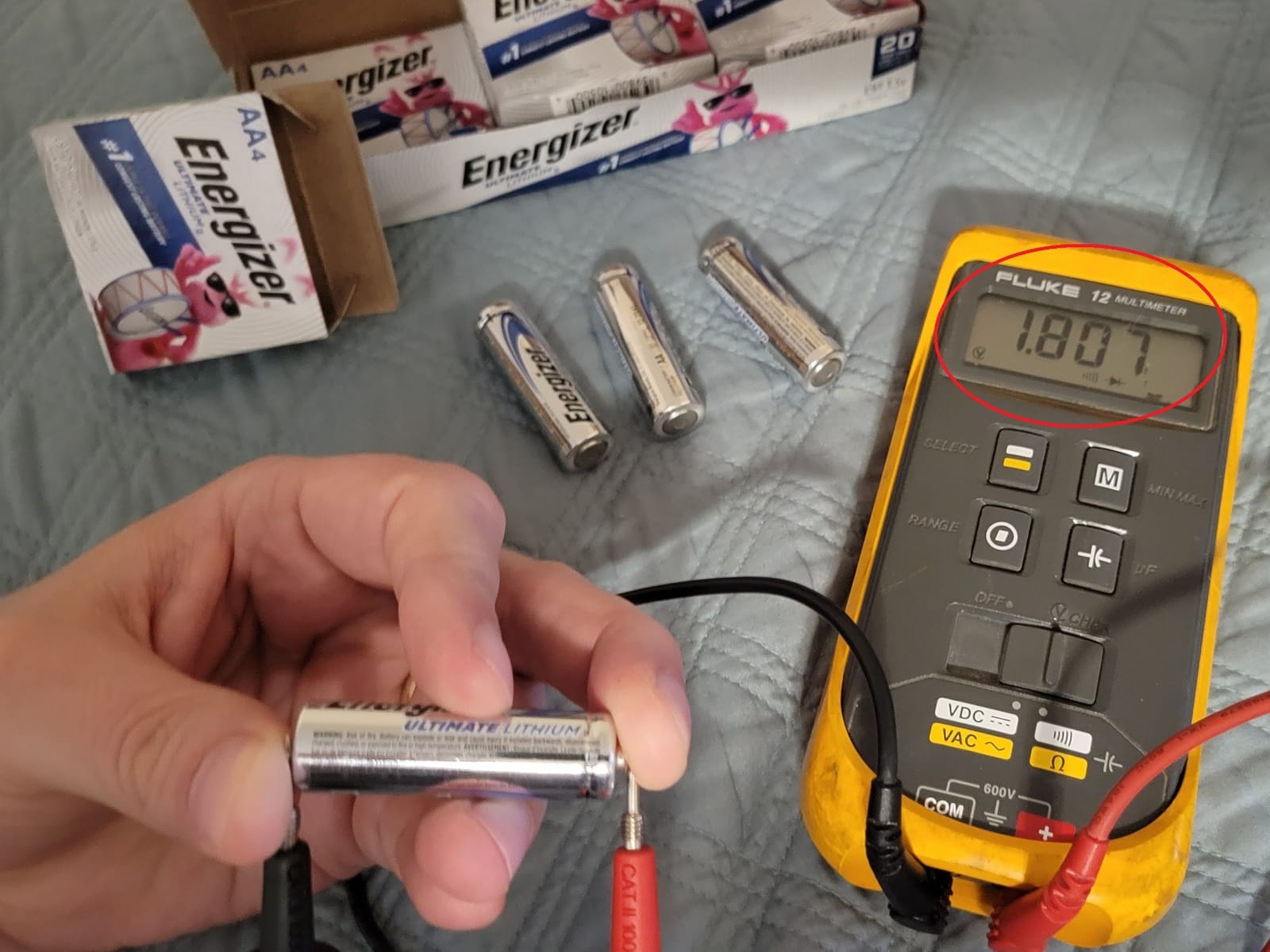 Energizer Ultimate Lithium AA Batteries, 24 Pack, 1.5V Long-Lasting for High-Drain Devices, Cameras & Flashlights customer photo 1