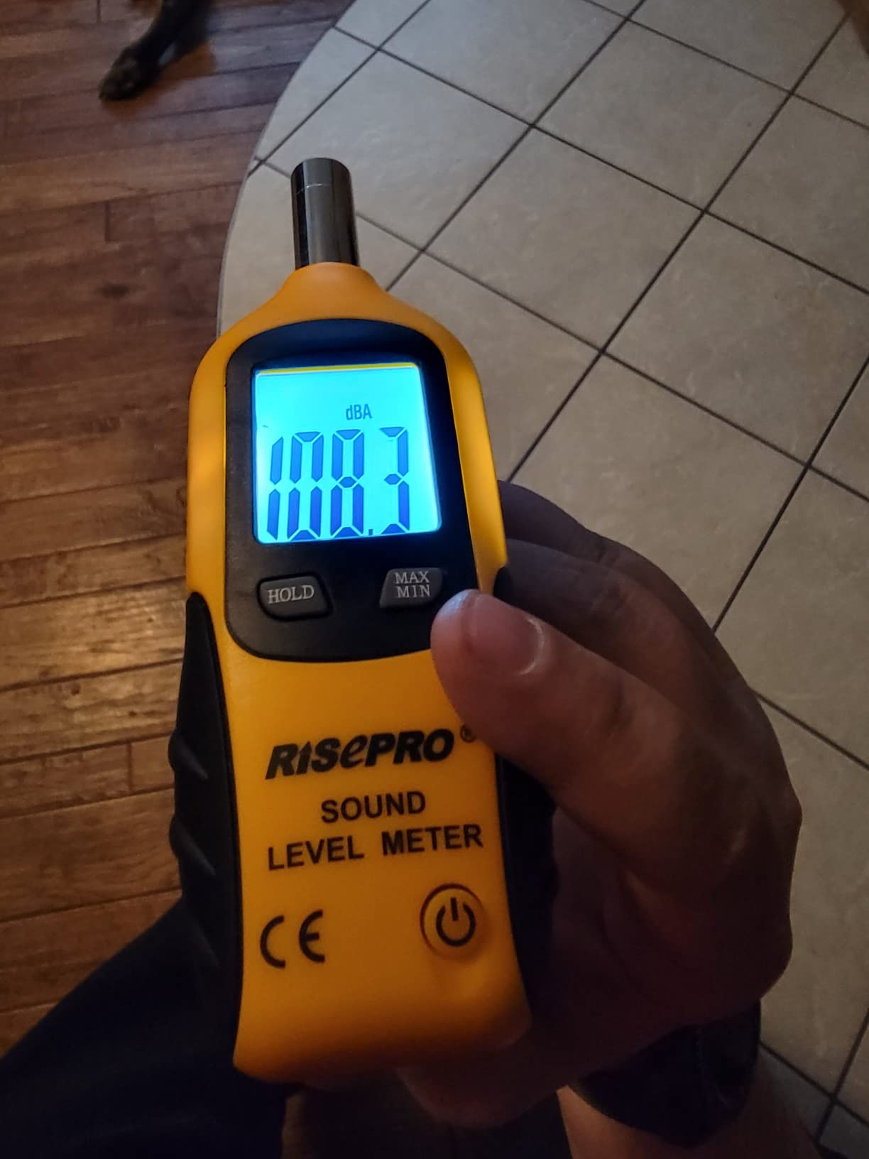 Decibel Meter, RISEPRO Digital Sound Level Meter 30 - 130 dB Audio Noise Measure Device Backlight MAX/MIN, Data Hold Auto Power Off Dual Ranges HT-80A customer photo 1