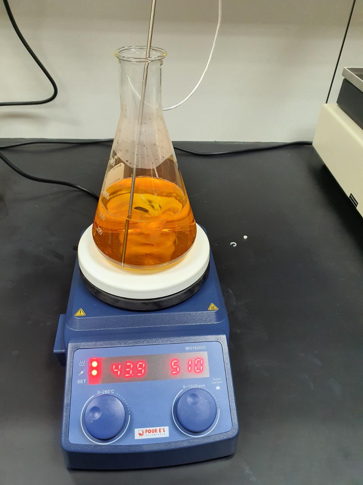 FOUR E'S SCIENTIFIC Magnetic Stirrer Hot Plate, 280℃/536°F, Max 5L, 110V | 100-1500rpm, 600W, 5 Inch Plate with Temp Probe Sensor & Stir Bar (Not Include Stand) customer photo 2