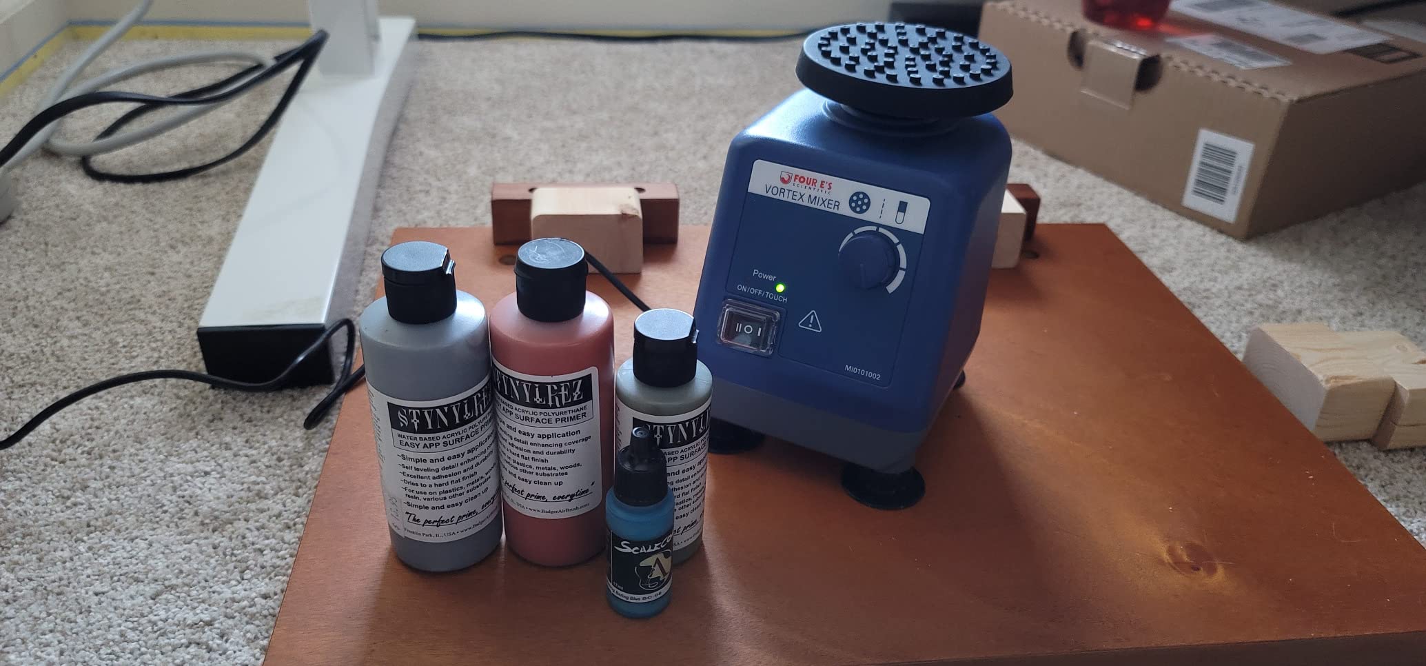 FOUR E'S SCIENTIFIC Vortex Mixer, 0-3000rpm Paint Shaker with Platform Pad | Touch & Continuous Function, 100 Pcs 7/32 inch Paint Mixing Balls, Compact, for Acrylic Paints, Inks customer photo 1