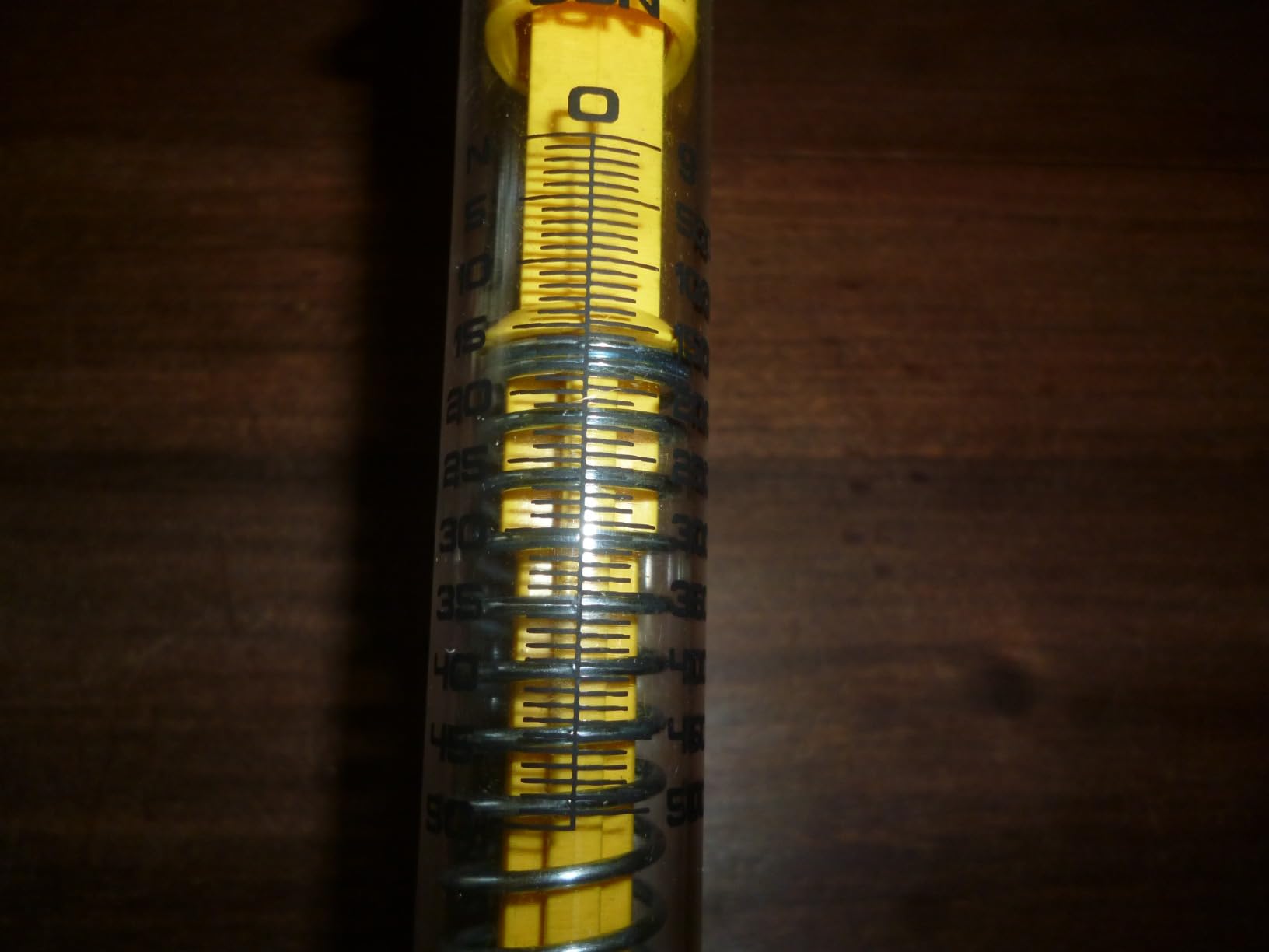 Eisco - 5kg / 50N Push Pull Balance, Tubular Spring Scale, Dual Mass and Force Measurement, Transparent Acrylic Body, Physics and Mechanics Lab Equipment customer photo 1