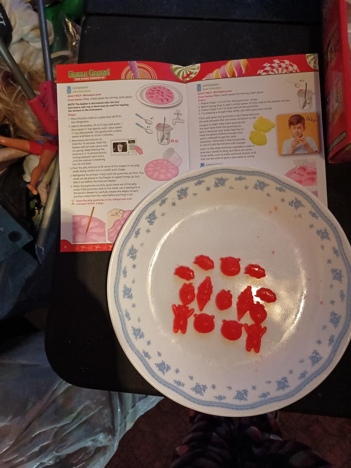 Playz Edible Candy Making Science Kit for Kids Ages 8-12 Years Old - Food Science Chemistry Kid Science Kit with 40 Experiments to Make Your Own Chocolates, Educational Science Kits for Boy & Girls customer photo 1