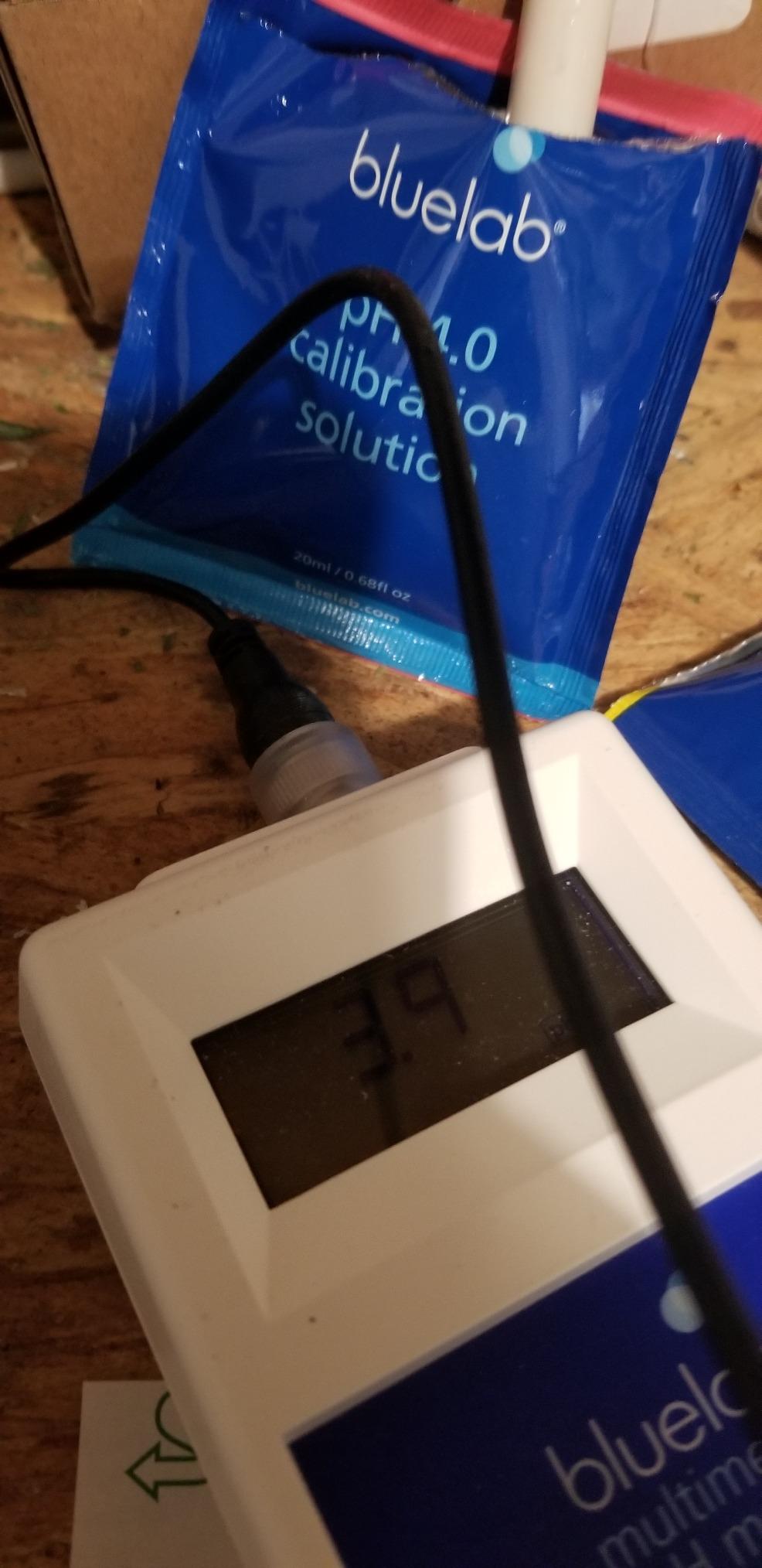 Bluelab METMULTI Multimedia PH Meter - Digital Handheld Hydroponic Nutrient and Soil PH Meter for Measuring PH Levels in Nutrient Solutions and Soil customer photo 1