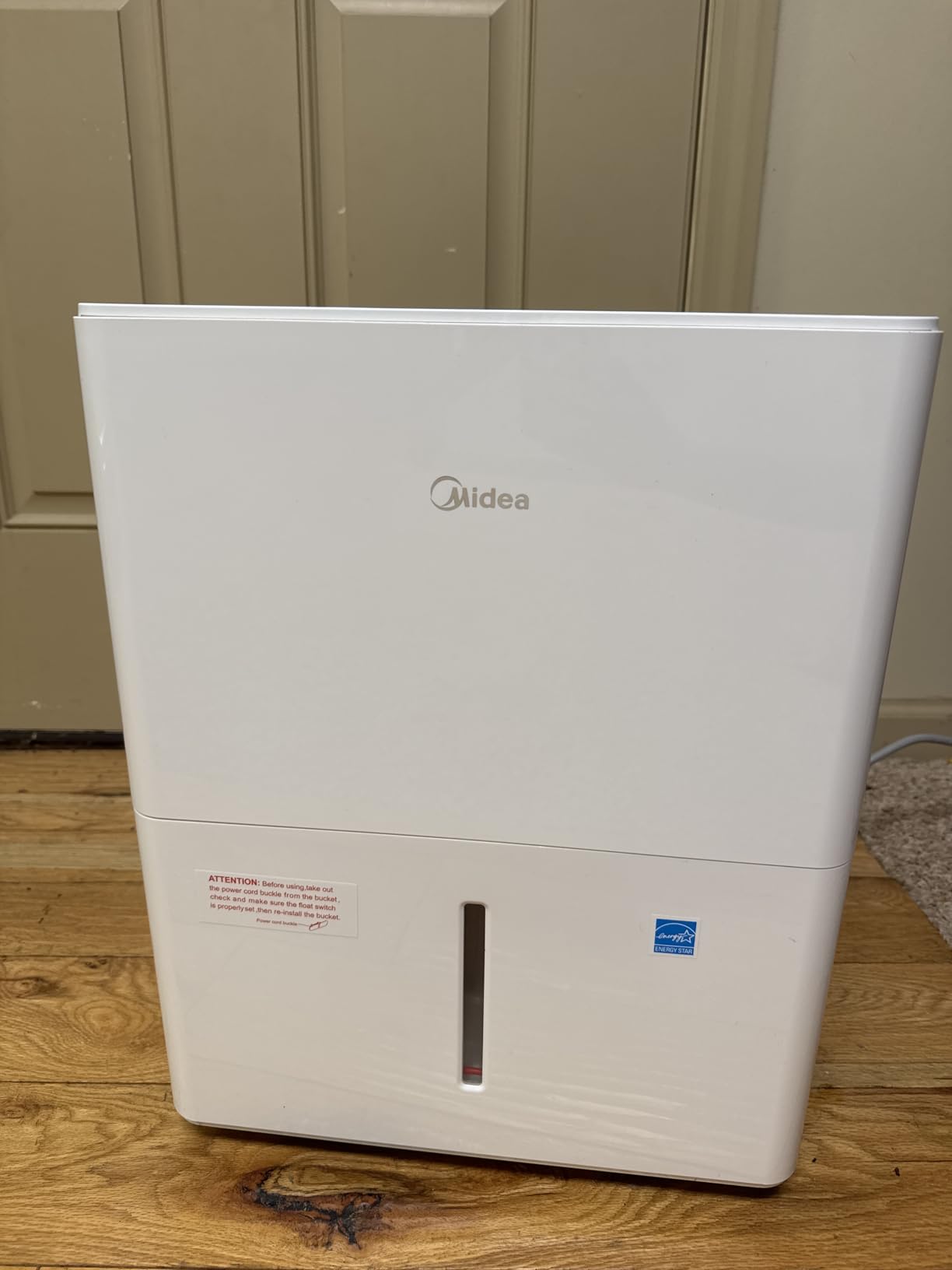 Midea 22 Pint Dehumidifier for Basement, 1,500 Sq. Ft, Energy star | Reusable Air Filter, Continuous Drainage, Wi-Fi Enabled, Works with Alexa, Quiet Operation for Basement, Home, Bedroom customer photo 2