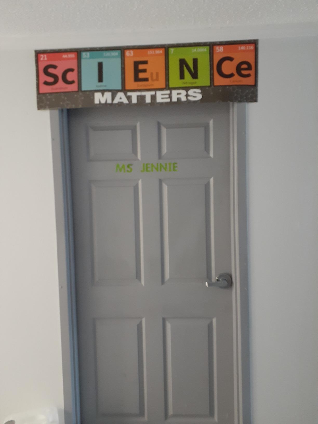 Eureka 'Science Matters' Periodic Table Classroom Decoration Banner, 45'' x 12'' customer photo 2