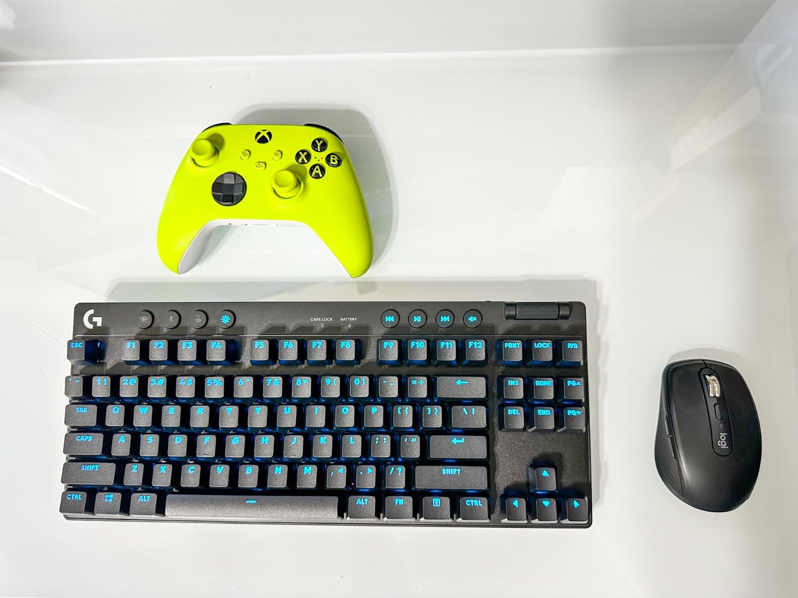Logitech G PRO Mechanical TKL Tenkeyless Gaming Keyboard (Clicky) - Black | Ultra portable, detachable Micro USB cable, 16.8 million color Lightsync backlit keys customer photo 2