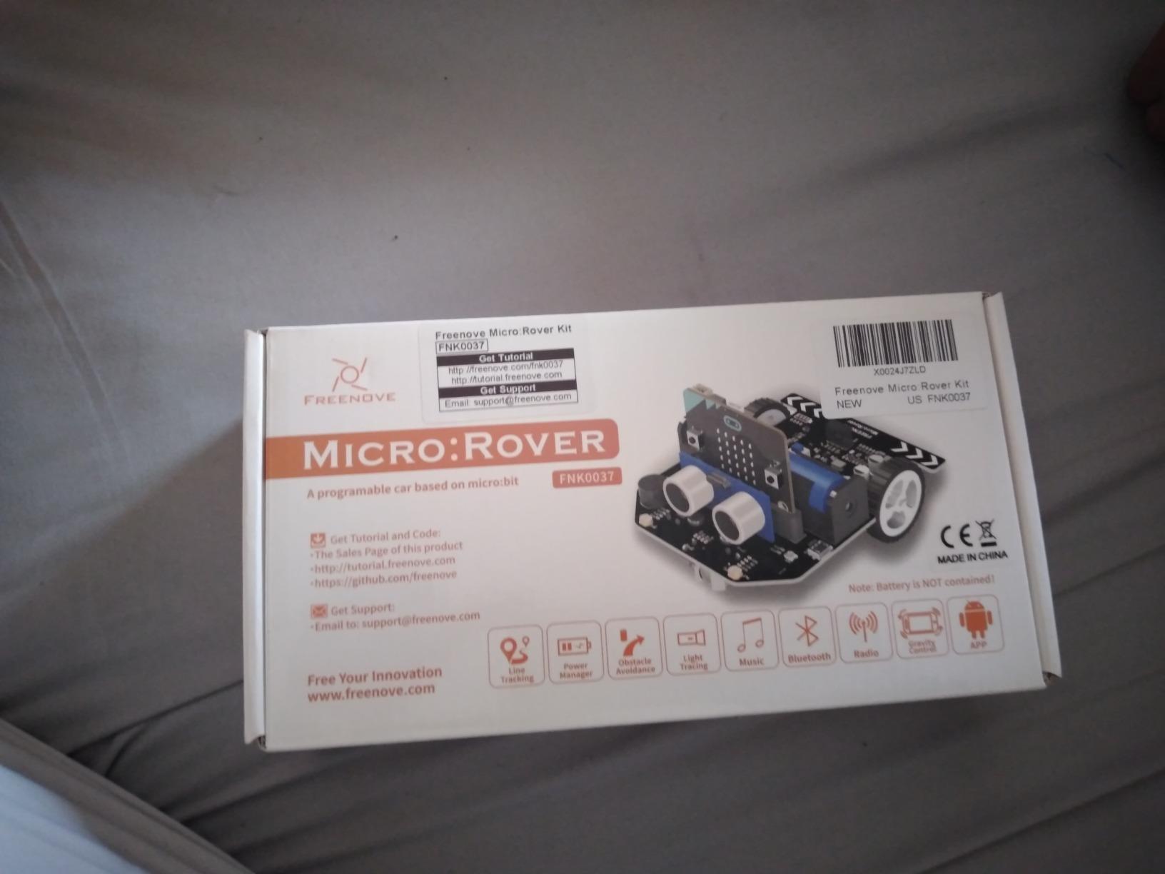 FREENOVE Micro:Rover Kit for BBC Micro:bit (V2 Included), Obstacle Avoidance, Light-tracing, Line-Tracking, Remote Control, Playing Melody, Colorful Lights, Example Projects, Blocks and Python Code customer photo 1