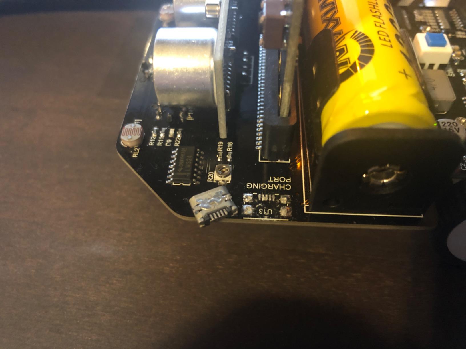 FREENOVE Micro:Rover Kit for BBC Micro:bit (V2 Included), Obstacle Avoidance, Light-tracing, Line-Tracking, Remote Control, Playing Melody, Colorful Lights, Example Projects, Blocks and Python Code customer photo 2