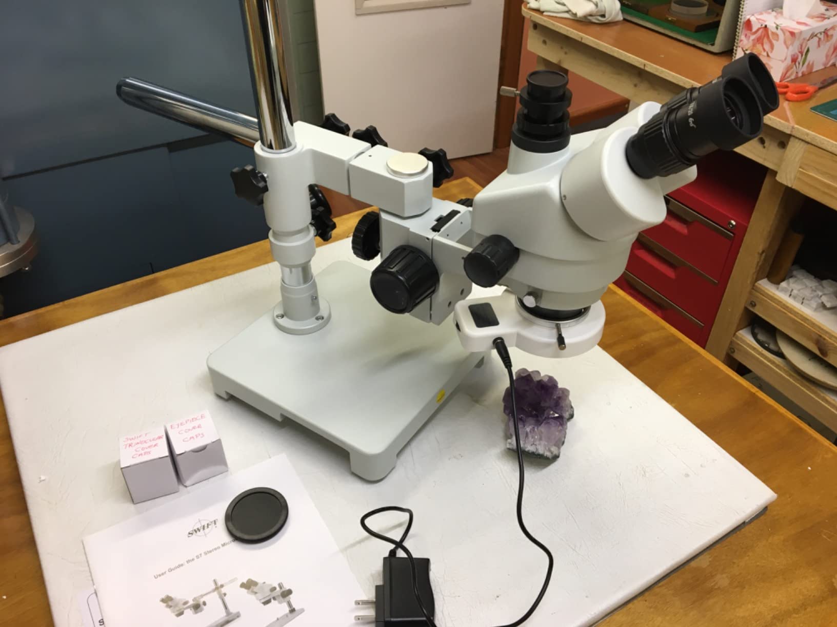 SWIFT S7 7X-45X Trinocular Stereo Microscope with Wide-Field 10X Eyepieces, 0.7X-4.5X Zoom Objective Lens, Single-Arm Boom Stand, and 56-Bulb LED Ring Light customer photo 1