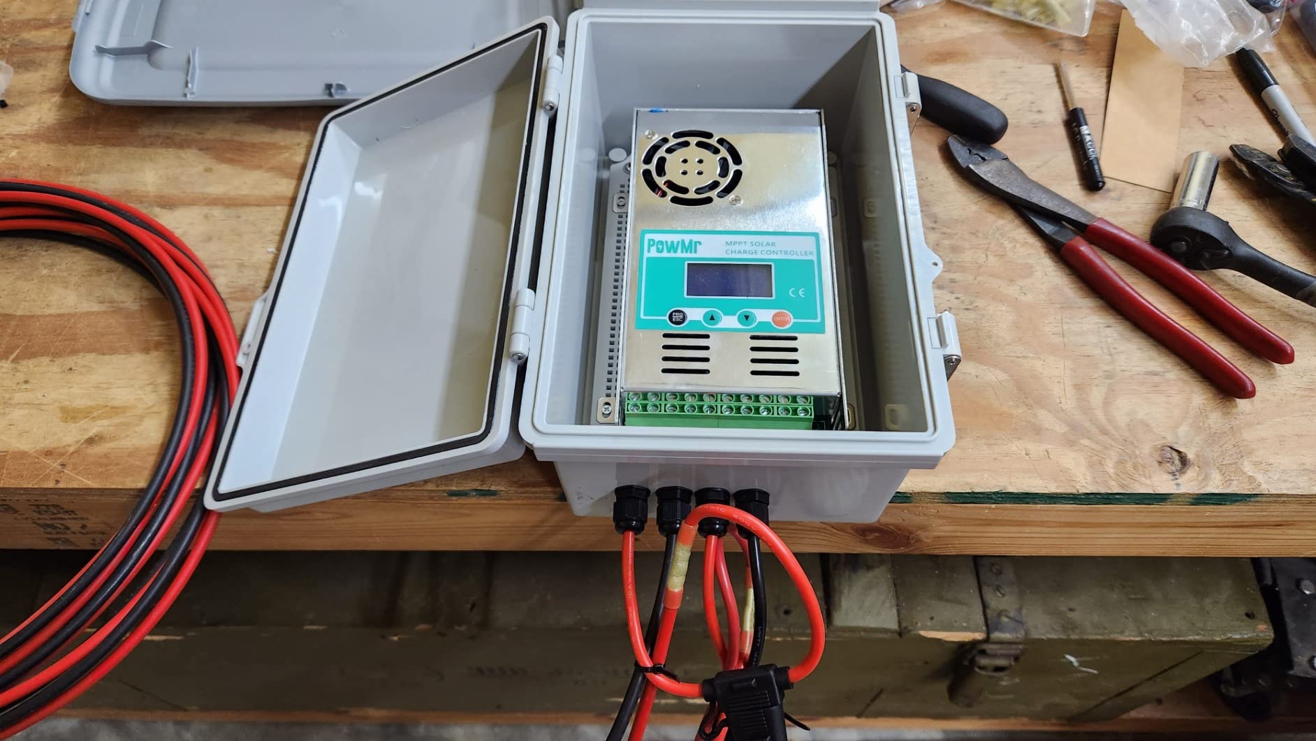 ECO-WORTHY 12V DC Submersible Deep Well Pump, IP65 Waterproof, MAX Flow 3.2GPM, Max Head 230ft, Water Pump Powered by Solar or Battery for Irrigation, Deep Well Water Extraction, Off-Grid Use customer photo 1