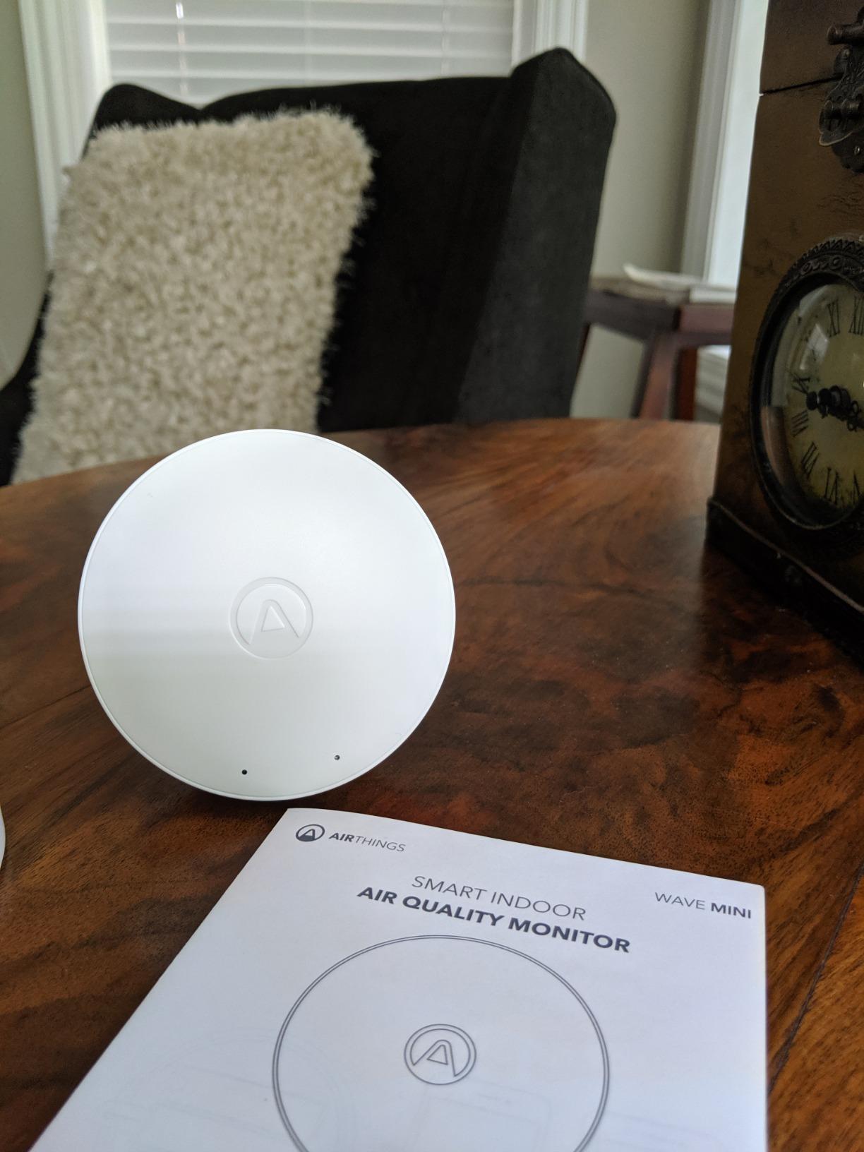 Airthings-292 Wave Mini - Indoor Air Quality - Chemicals (TVOCs), Humidity, Temperature customer photo 2