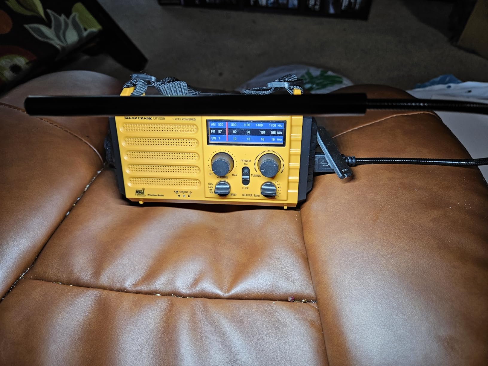 NOAA Weather Radio, Hand Crank Emergency Radio Solar Battery Operated AM FM | Portable Radio with AM/FM Shortwave, Flashlight, USB Charger, Headphone Jack, SOS Alert for Home Outdoor Survival Hurricane customer photo 1