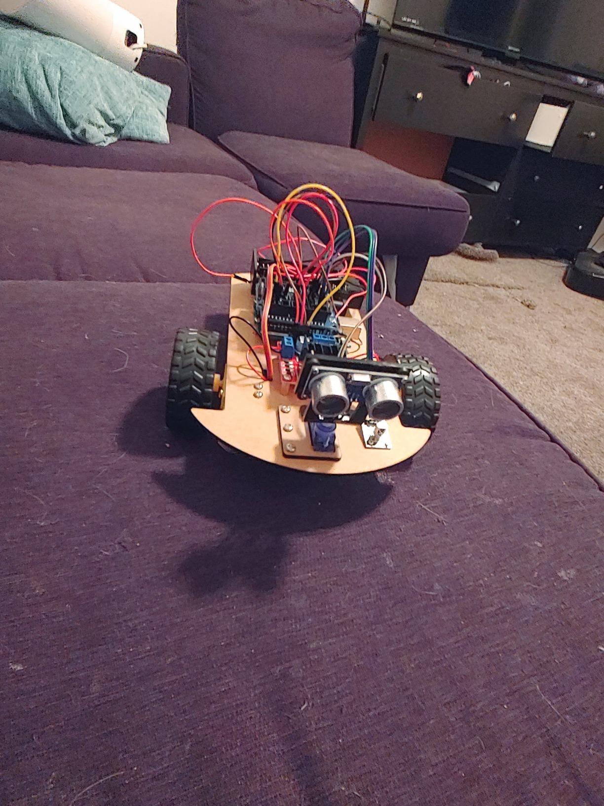 LAFVIN 2WD Smart Robot Car Kit with R3 Board, Ultrasonic Sensor, L298N Motor Driver, IR Remote Control, Obstacle Avoidance STEM Educational DIY Kit for Beginners customer photo 1
