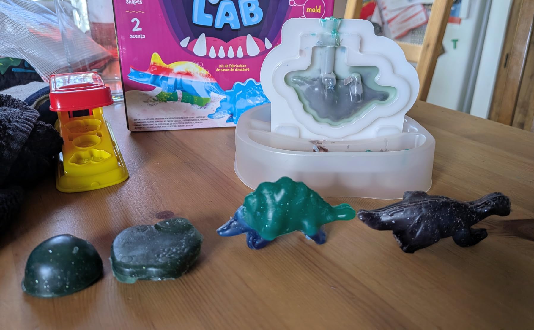 Dino Soap Making Kit For Kids - Dinosaur Science Toys Kits - DIY Craft Kit | Gifts for Kid All Ages, DIY Activities Craft - Art Crafts Gift Set for Boys and Girls Age 3 4 5 6 7 8 12 Year Old Boy customer photo 1