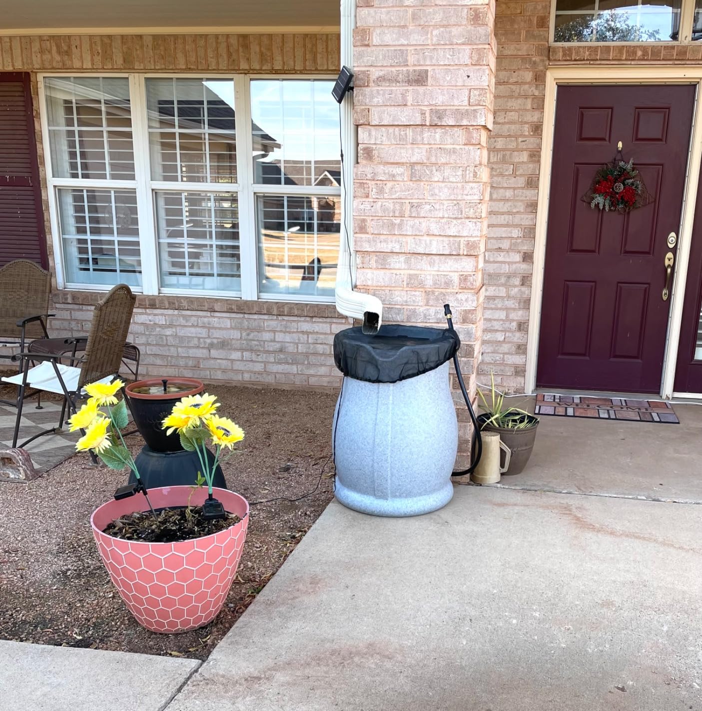 FCMP Outdoor Catalina 45 Gallon Rain Barrel, Light Granite | BPA-Free Flat-Back Design with 3.5 Foot Garden Hose, Shut-Off Thumb Valve, and Fixed Lid customer photo 1