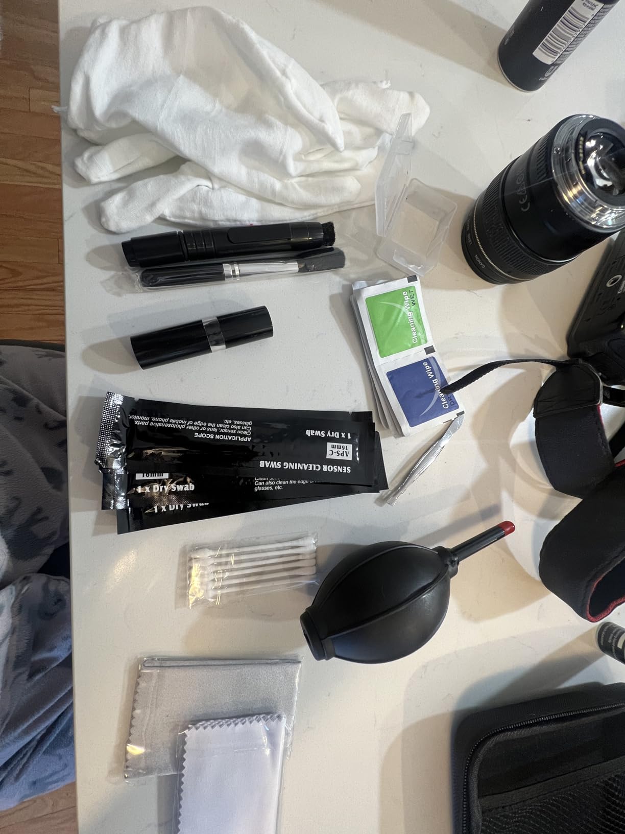 14-in-1 Camera Lens Cleaning Kit - Mirrorless & DSLR Sensor Cleaning Kit customer photo 2