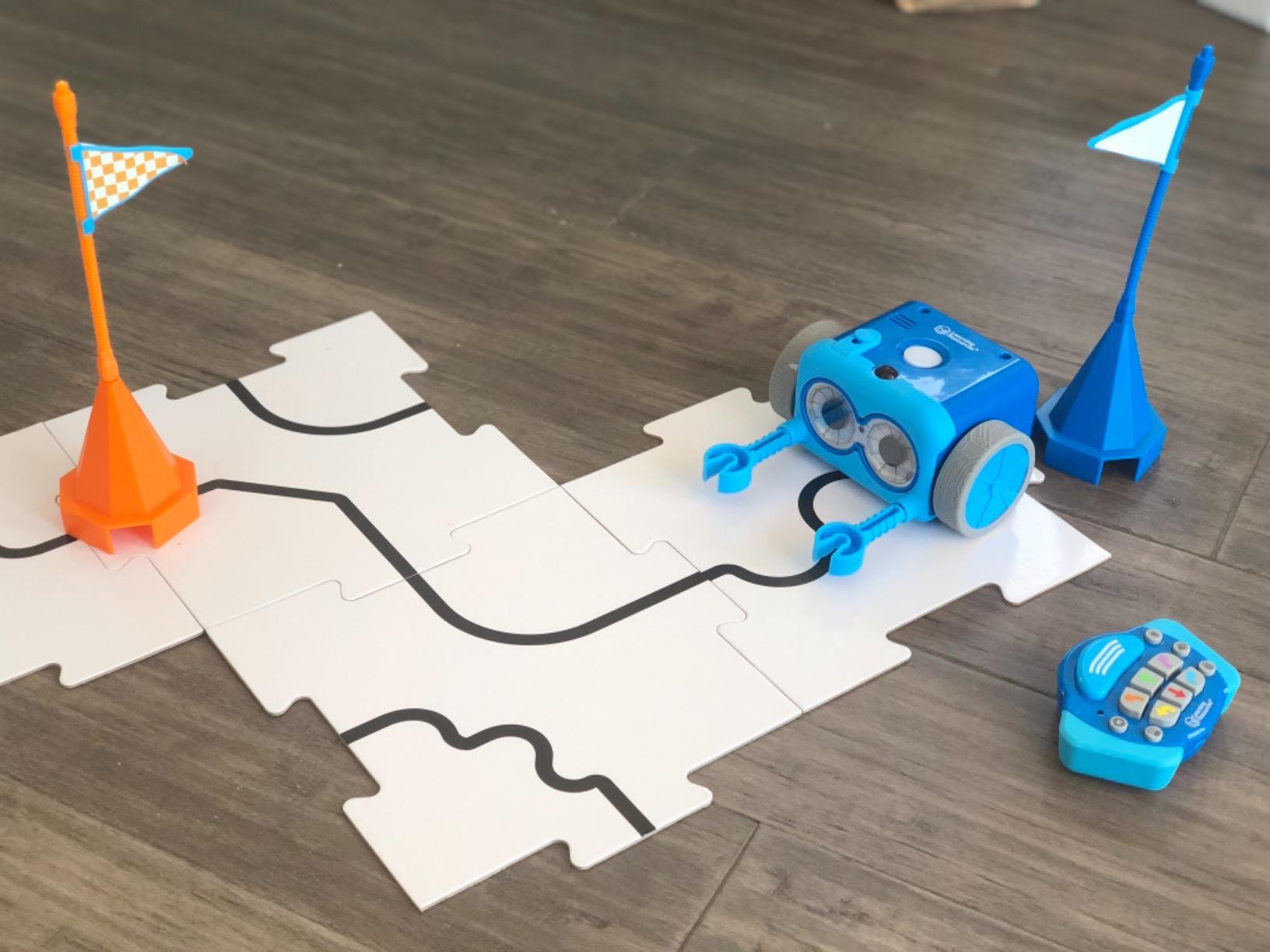 Learning Resources Botley 2.0 The Coding Robot Activity Set | STEM Toy, Robots for Kids, Early Programming Robot Kit, Screen Free Coding for Kids 5-7, Elementary and Homeschool Essentials customer photo 2