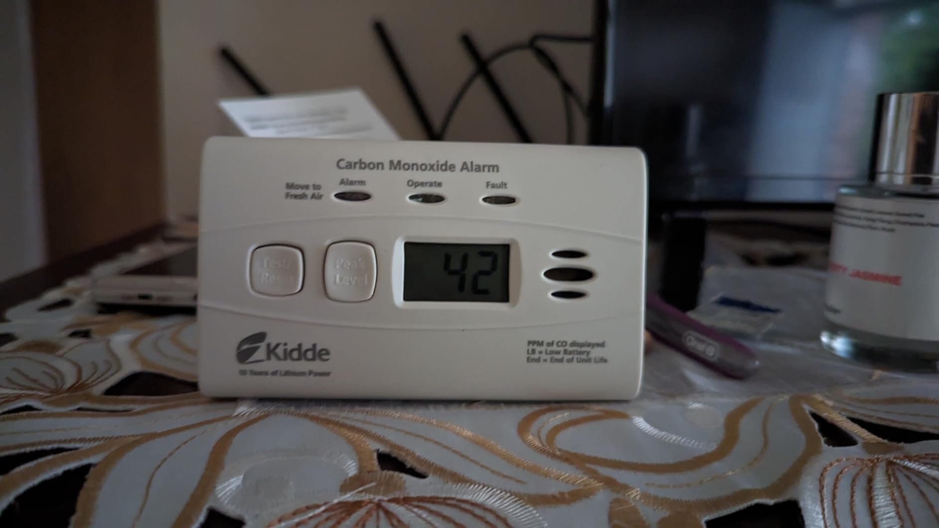 Kidde Carbon Monoxide Detector, 10-Year Battery Powered, Digital Display, LED Status Indicators, 85 dB Alarm, 3rd Edition customer photo 2