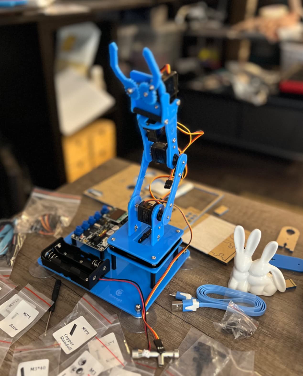 Adeept 5DOF Robotic Arm Kit for Arduino IDE, Programmable DIY Coding Kits | STEM Educational 5 Axis Build Robots Arms with OLED Display customer photo 1